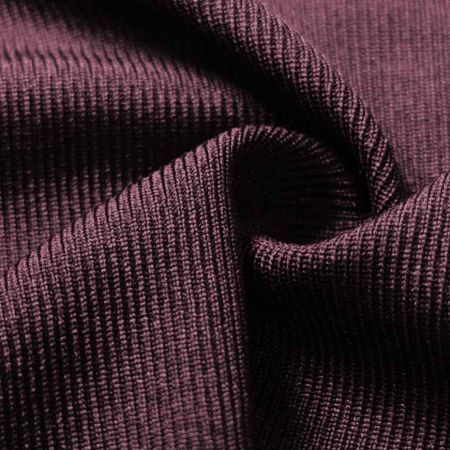 polaire teinte dans la masse